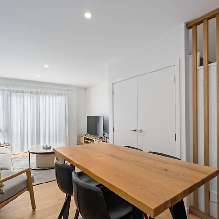 Alps And Lake Retreat Wanaka Albert Town Buitenkant foto